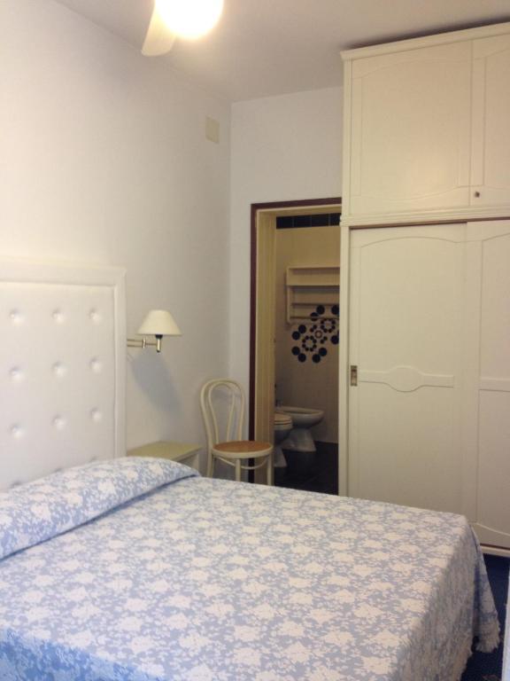 Hotel Tirreno Forte dei Marmi Ruang foto