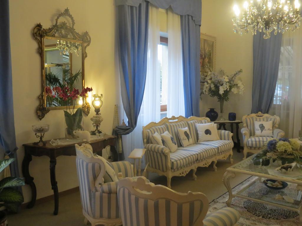 Hotel Tirreno Forte dei Marmi Bagian luar foto